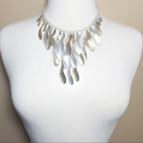 Mixed Metals Chunky Cascading Necklace Earring Set - Picture 2 of 3